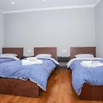 Πανσιόν Terrace & 4*