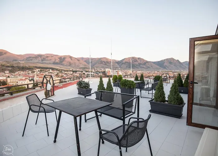 Terrace & Pensionat Korça