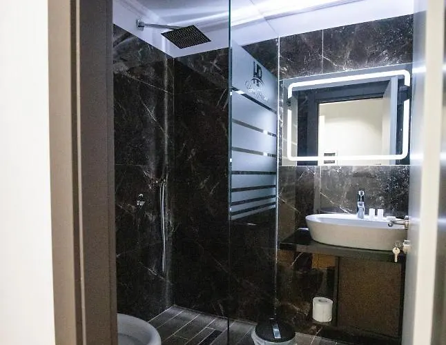 Terrace & Pensionat Korça