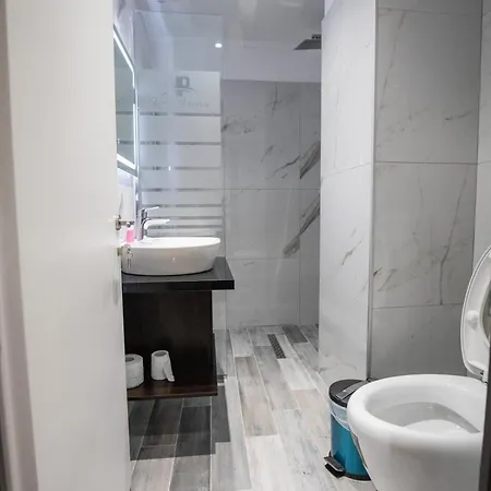 Terrace & 3* Korce