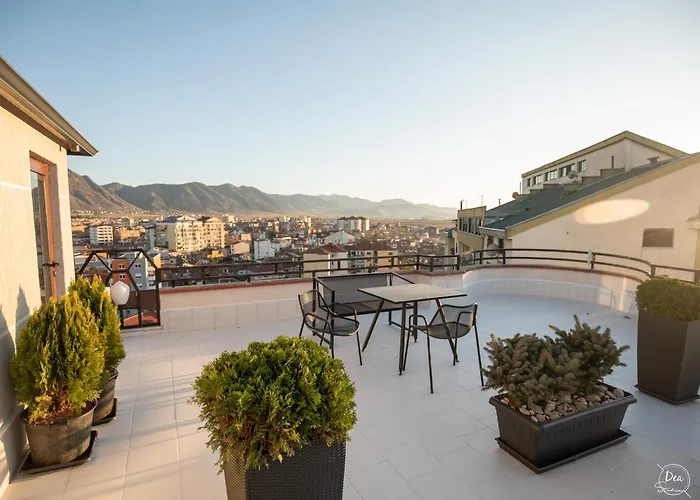 招待所 Terrace & 3*